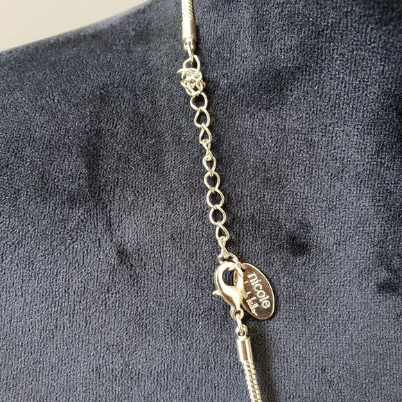 Womens Green Acrylic Gold Tone Bib Chain Statement Necklace with Lobster Clasp - Picture 7 of 7